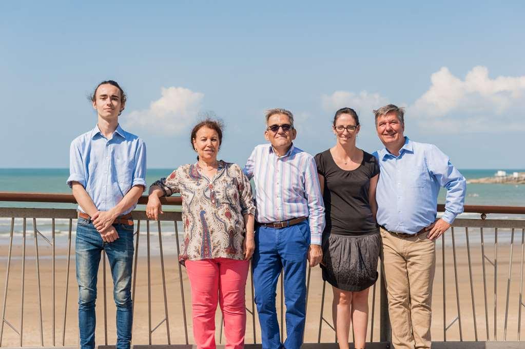 Hotel The Originals Miramar, Royan Pontaillac Bagian luar foto