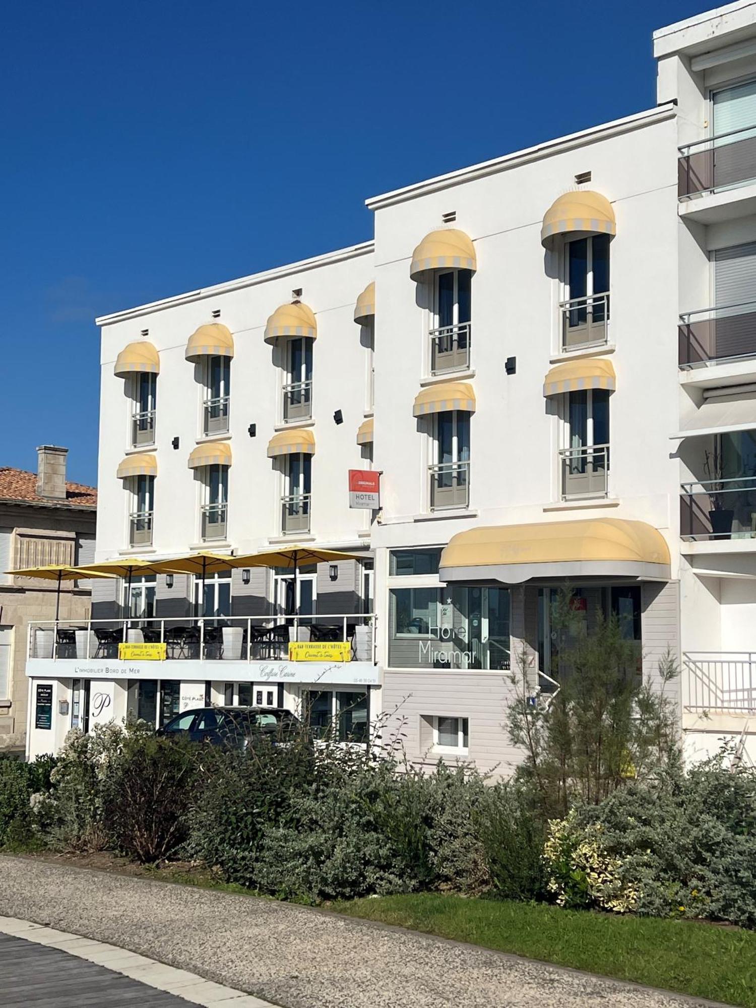 Hotel The Originals Miramar, Royan Pontaillac Bagian luar foto