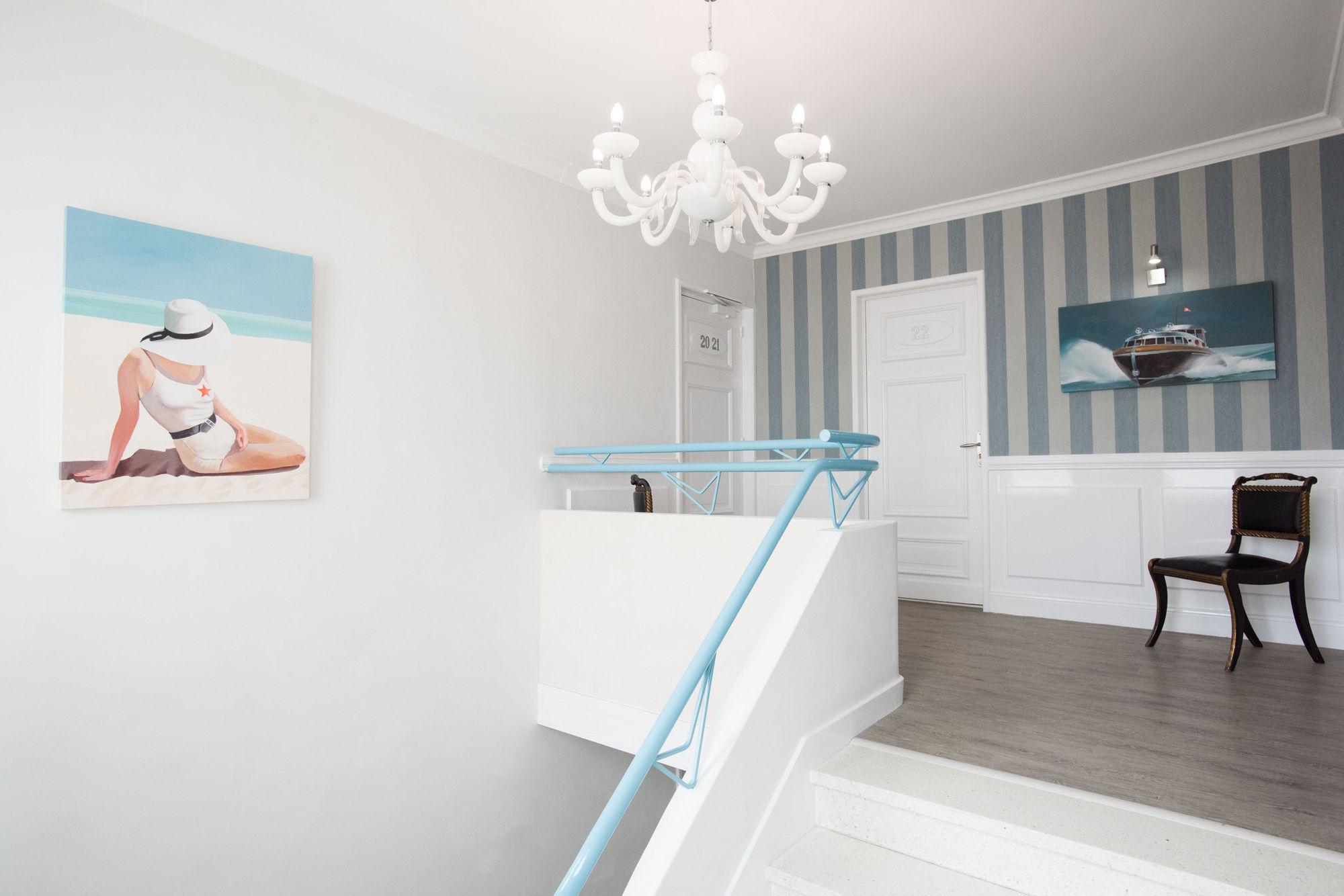 Hotel The Originals Miramar, Royan Pontaillac Bagian luar foto